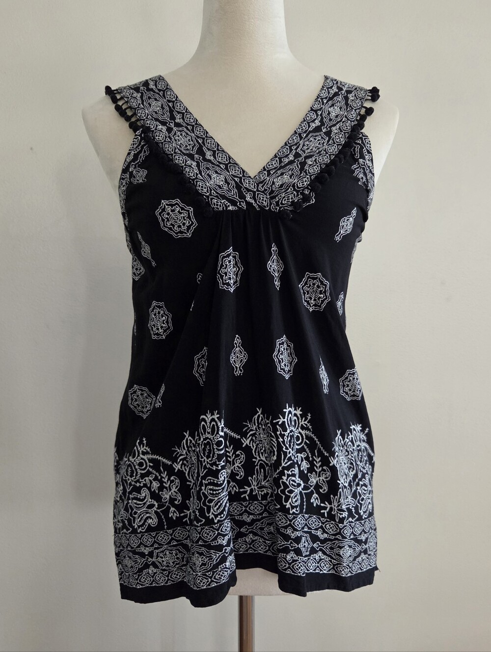 LOFT Black Tank Top with White Paisely Embroidered Pattern